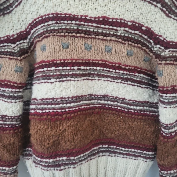 Vintage Worlds Apart Chunky Hand Knit Wool Cropped Cardigan Sweater Size M - Picture 11 of 11